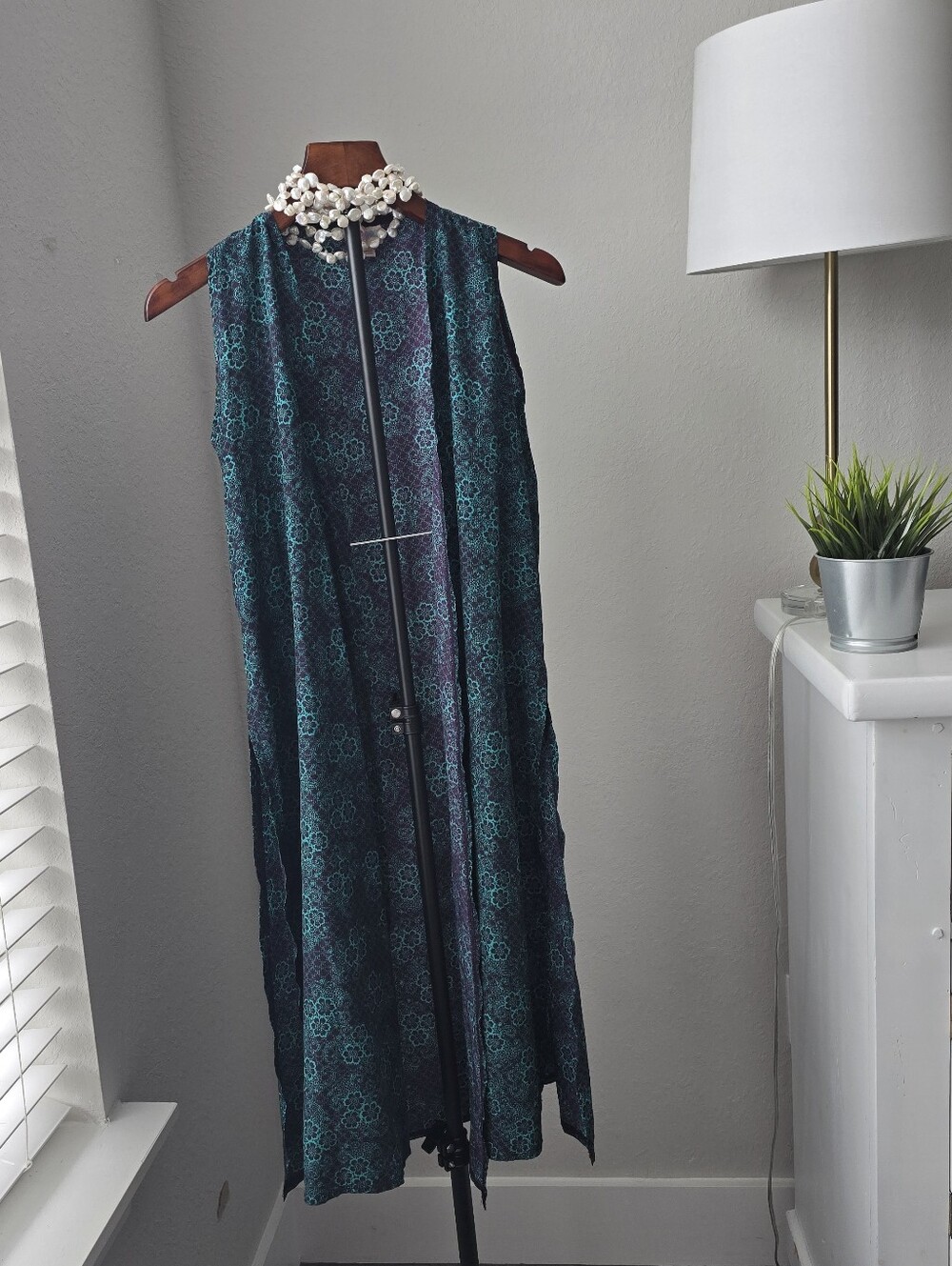 ✨ NWOT - LuLaRoe Joy Long Vest / Kimono Duster - Size XS ✨

Brand: LuLaRoe - Sim